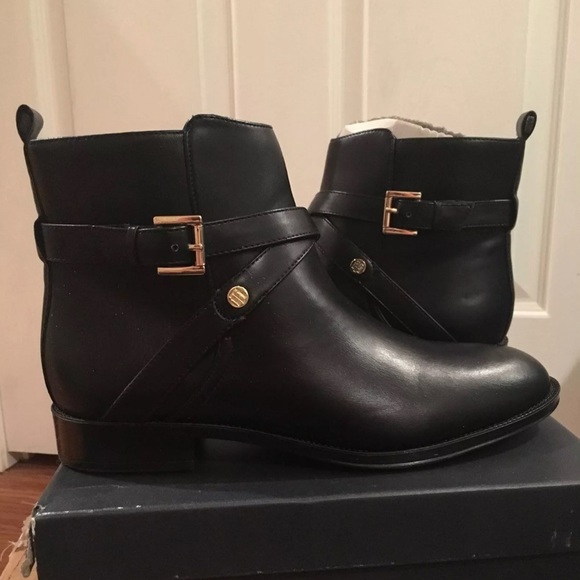 Tommy Hilfiger Shoes - Tommy Hilfiger black booties
